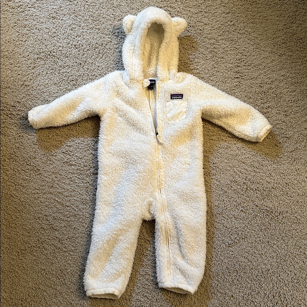 Patagonia Off-White Fleece Baby Outfit
